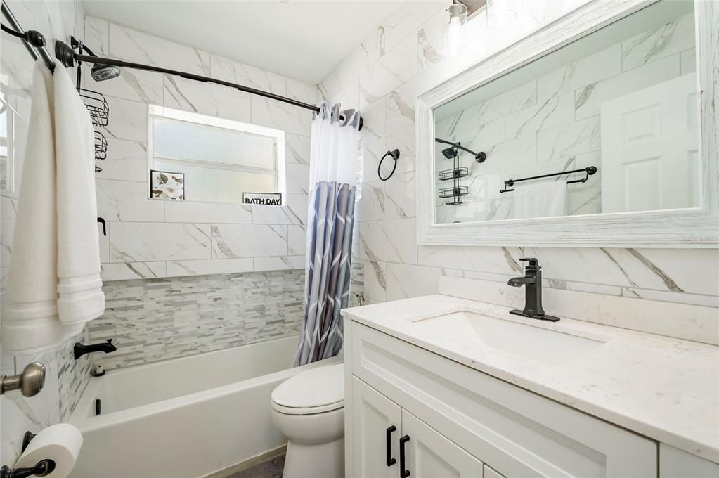 For Sale: $460,000 (3 beds, 2 baths, 1404 Square Feet)