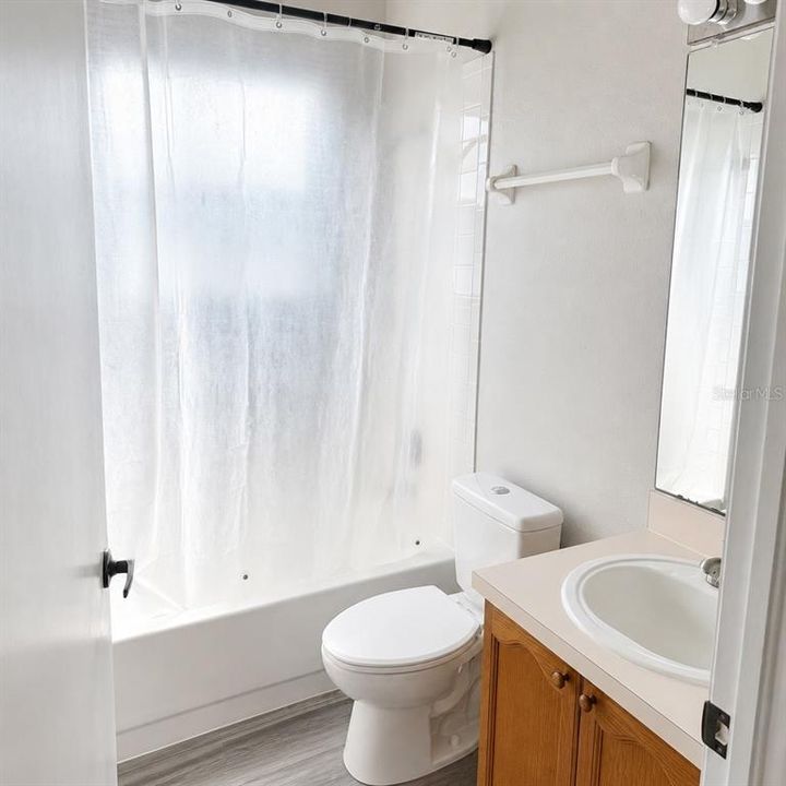 В аренду: $2,395 (3 спален, 2 ванн, 1837 Квадратных фут)