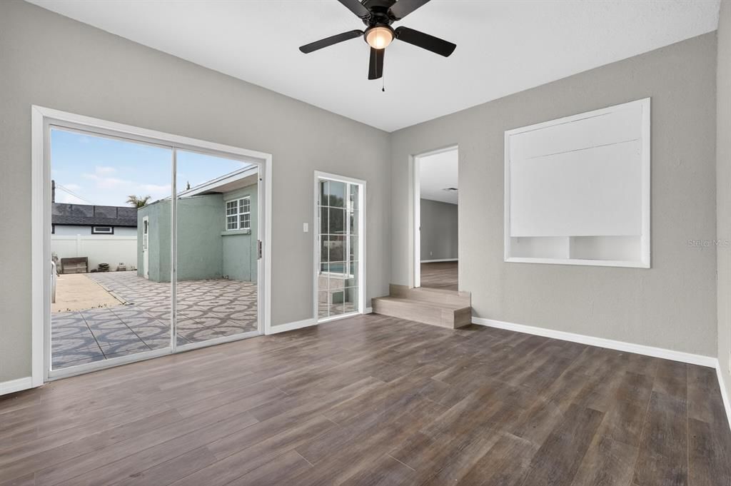 For Sale: $499,000 (4 beds, 3 baths, 2110 Square Feet)