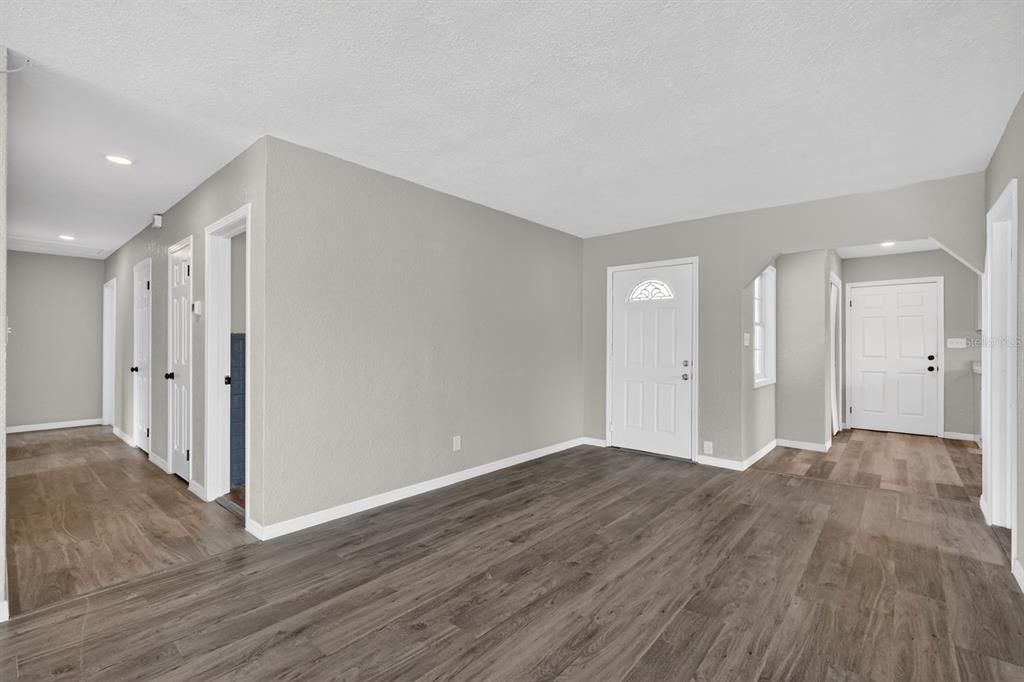 For Sale: $499,000 (4 beds, 3 baths, 2110 Square Feet)
