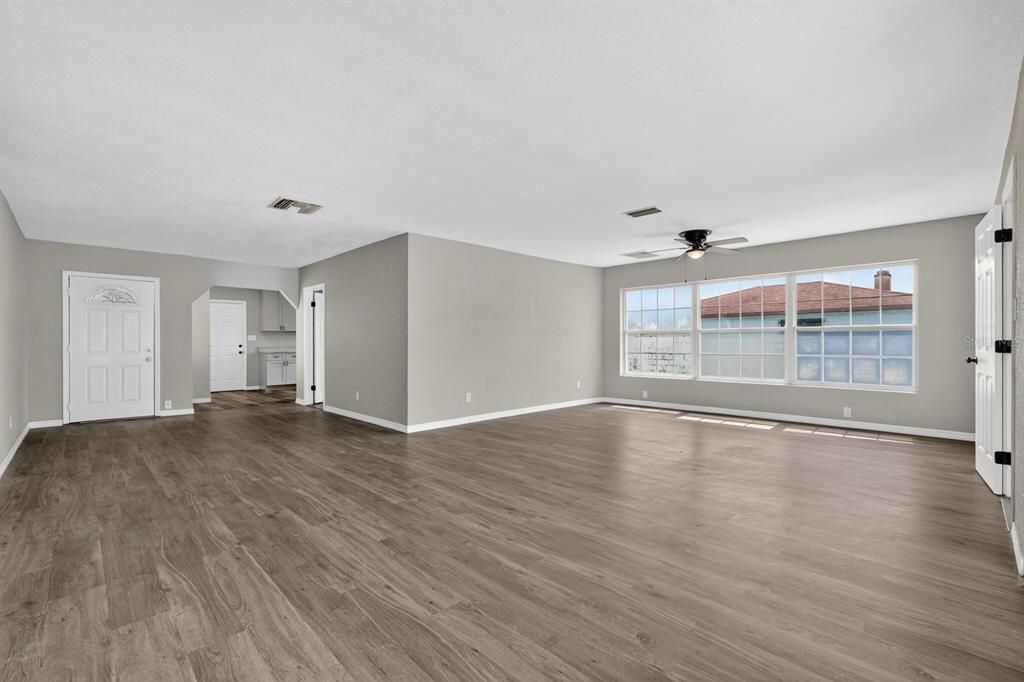 For Sale: $499,000 (4 beds, 3 baths, 2110 Square Feet)