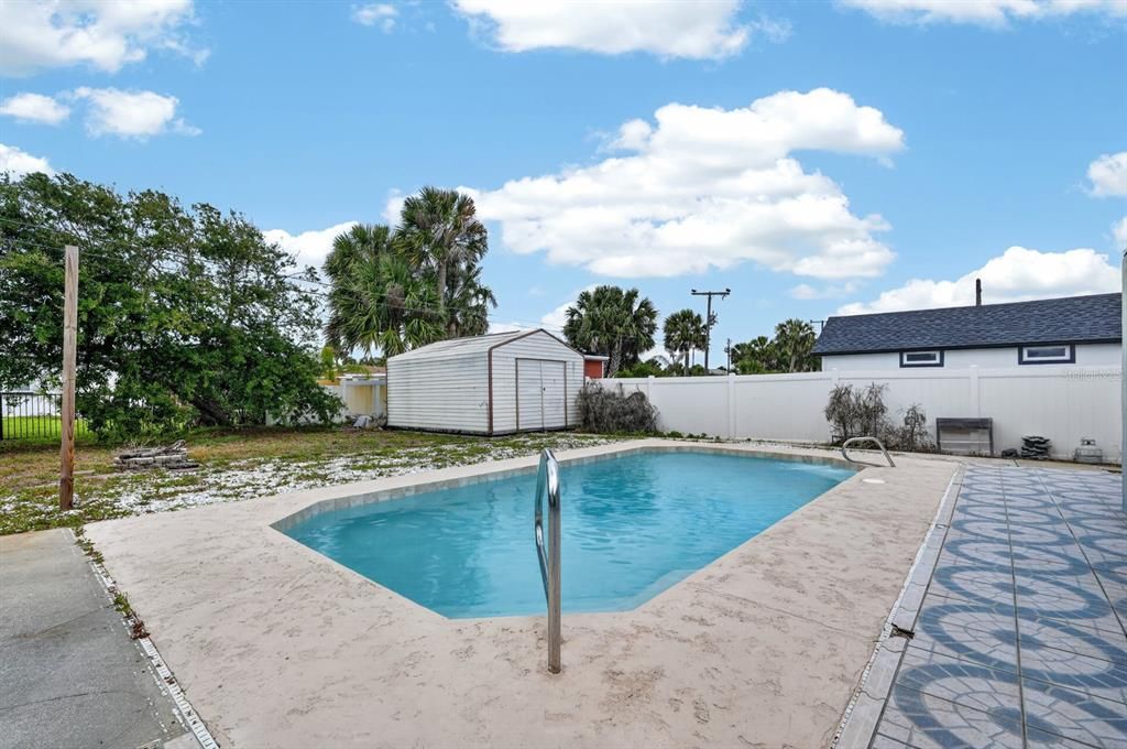 For Sale: $499,000 (4 beds, 3 baths, 2110 Square Feet)