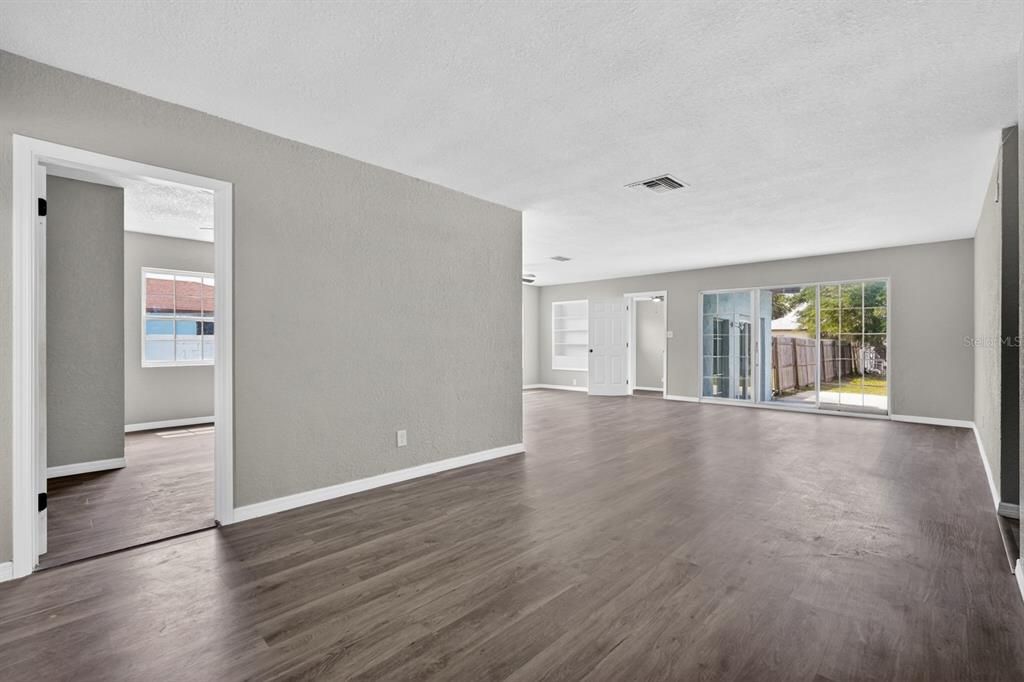For Sale: $499,000 (4 beds, 3 baths, 2110 Square Feet)