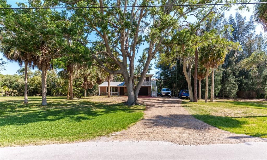 En Venta: $360,000 (2 camas, 2 baños, 1370 Pies cuadrados)