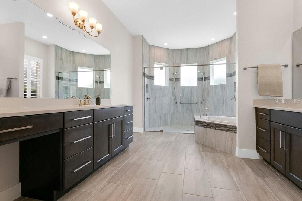 Active With Contract: $888,000 (4 beds, 3 baths, 2545 Square Feet)