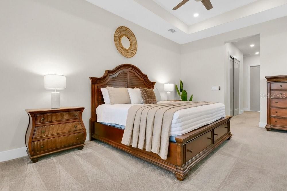 Active With Contract: $888,000 (4 beds, 3 baths, 2545 Square Feet)