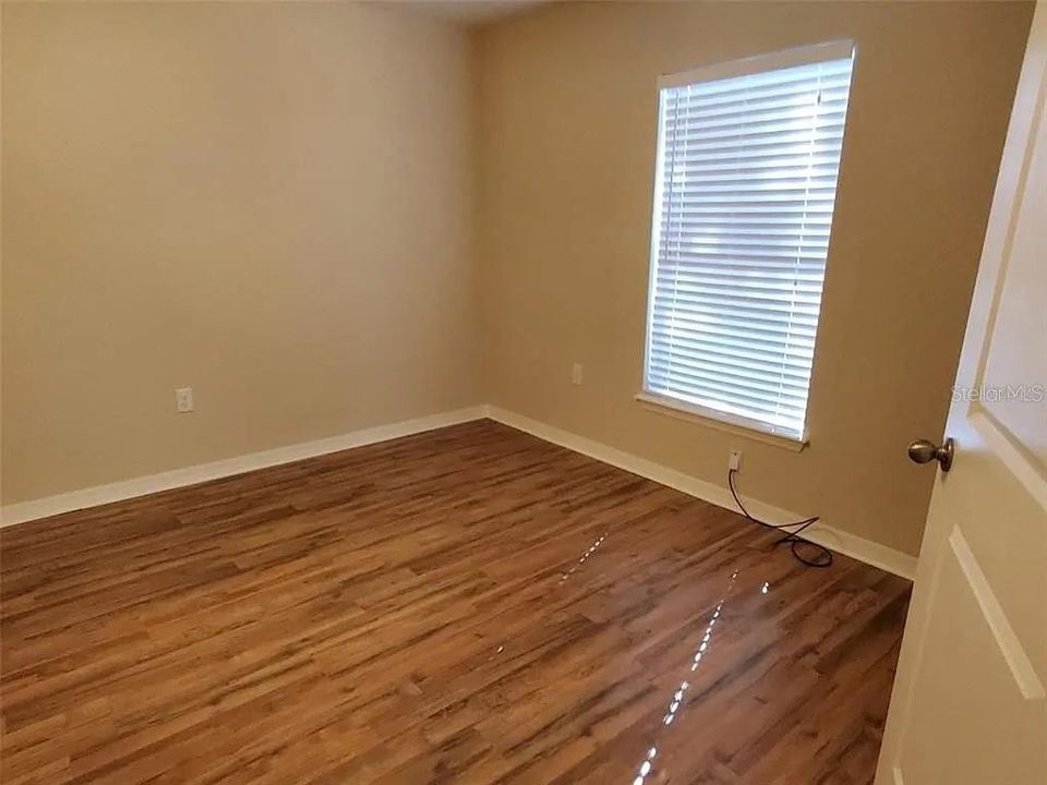 For Rent: $2,150 (3 beds, 2 baths, 1362 Square Feet)