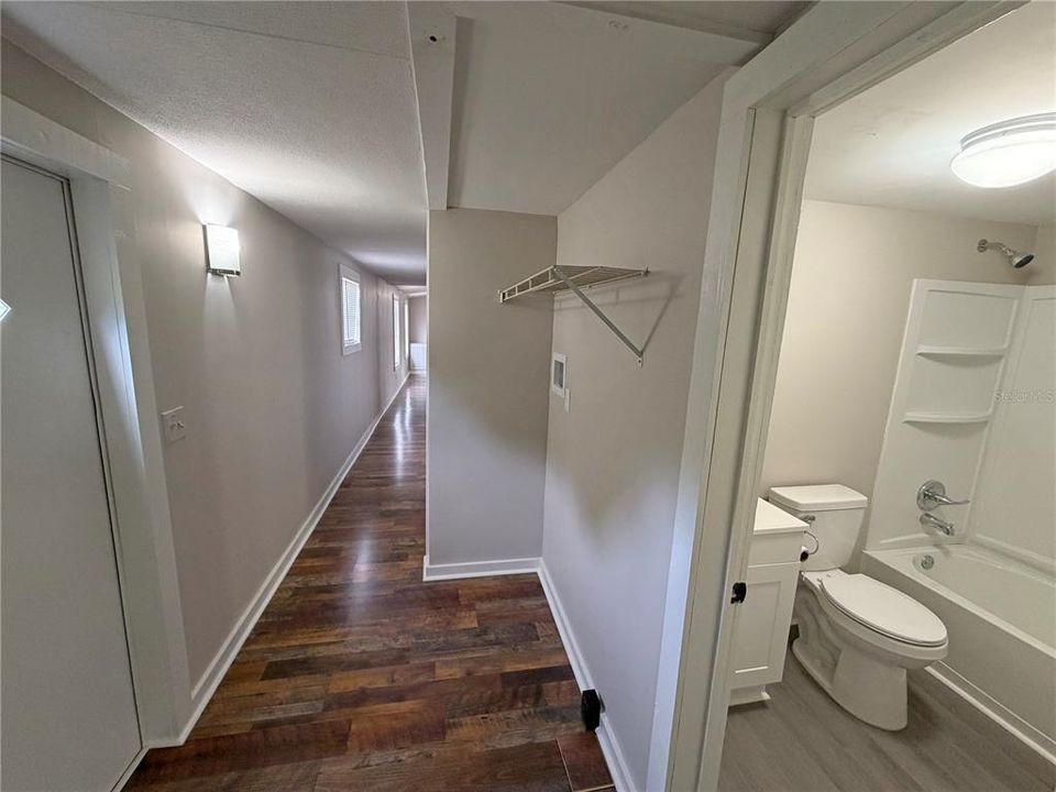 For Sale: $165,500 (3 beds, 2 baths, 1064 Square Feet)
