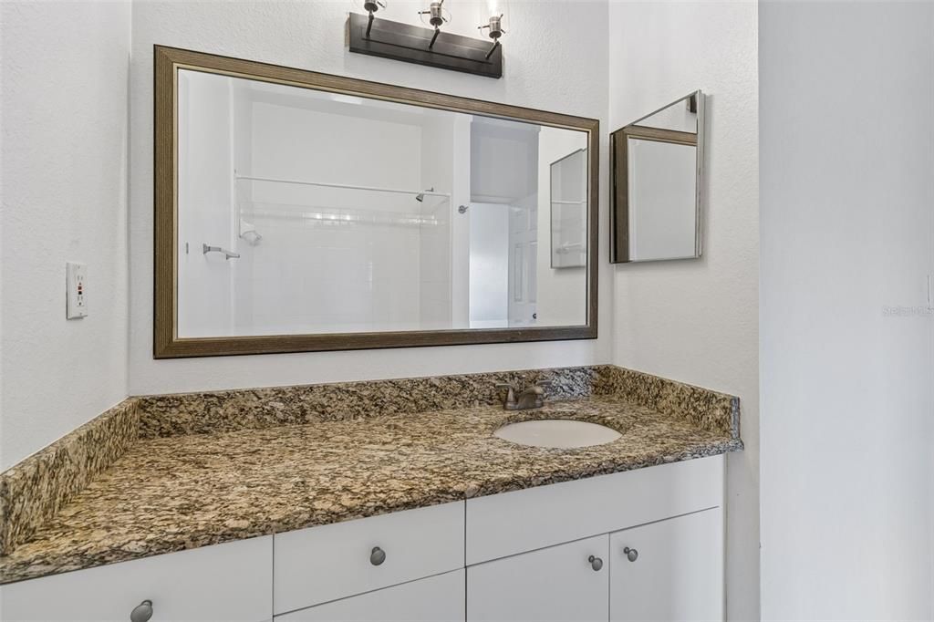 En Venta: $239,900 (2 camas, 2 baños, 1140 Pies cuadrados)