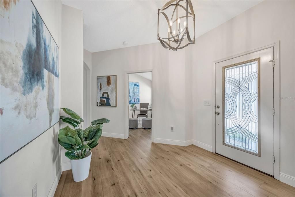 Active With Contract: $314,900 (3 beds, 2 baths, 1713 Square Feet)