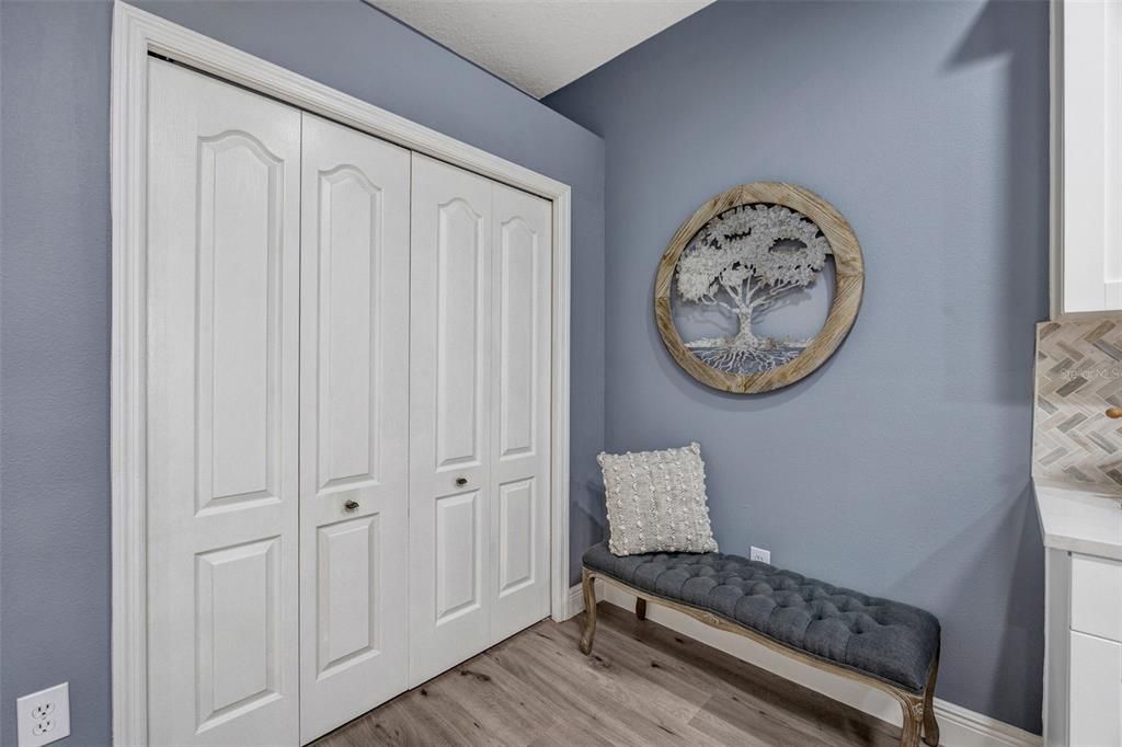 Active With Contract: $314,900 (3 beds, 2 baths, 1713 Square Feet)