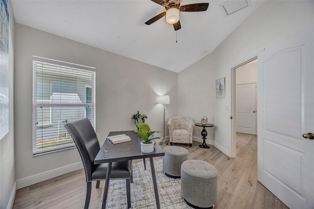 Active With Contract: $314,900 (3 beds, 2 baths, 1713 Square Feet)