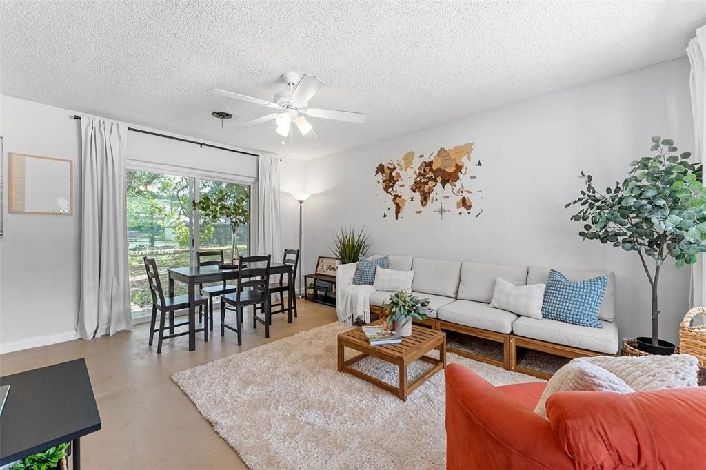 En Venta: $285,000 (3 camas, 1 baños, 855 Pies cuadrados)