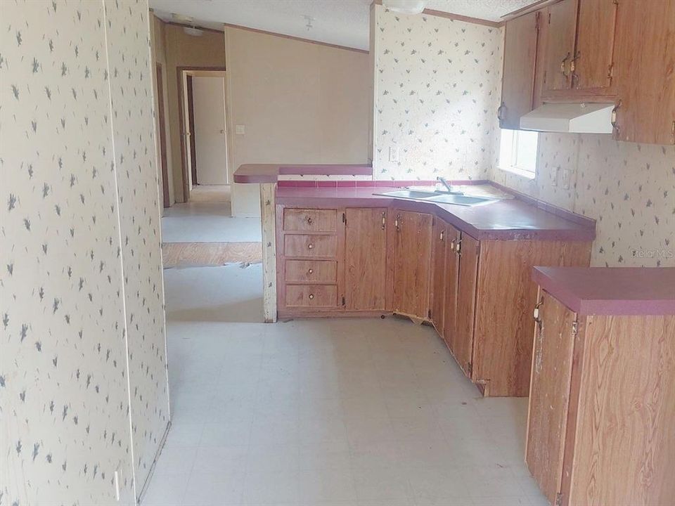 For Sale: $134,900 (2 beds, 2 baths, 1152 Square Feet)