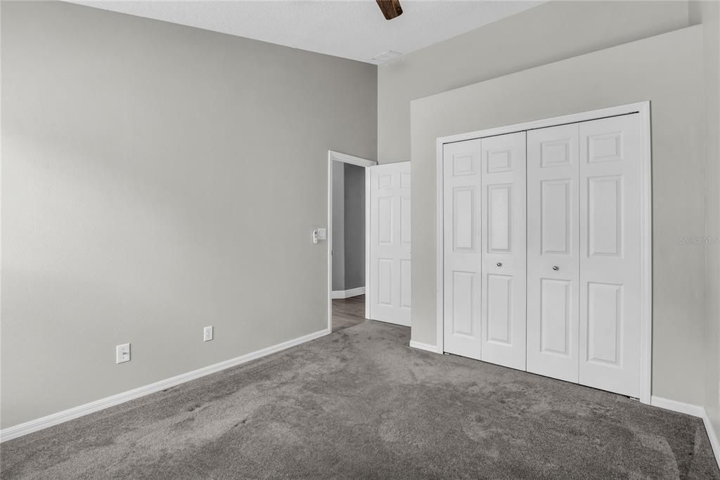 Activo con contrato: $584,900 (4 camas, 3 baños, 2709 Pies cuadrados)