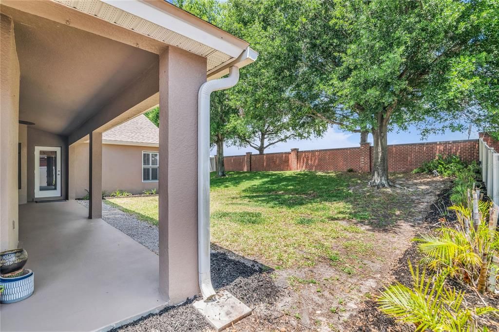 Activo con contrato: $584,900 (4 camas, 3 baños, 2709 Pies cuadrados)