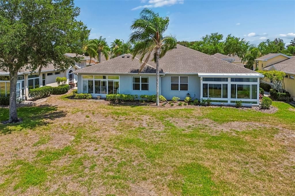 For Sale: $275,000 (2 beds, 2 baths, 1206 Square Feet)