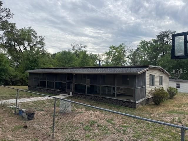 For Sale: $150,000 (2 beds, 2 baths, 1200 Square Feet)
