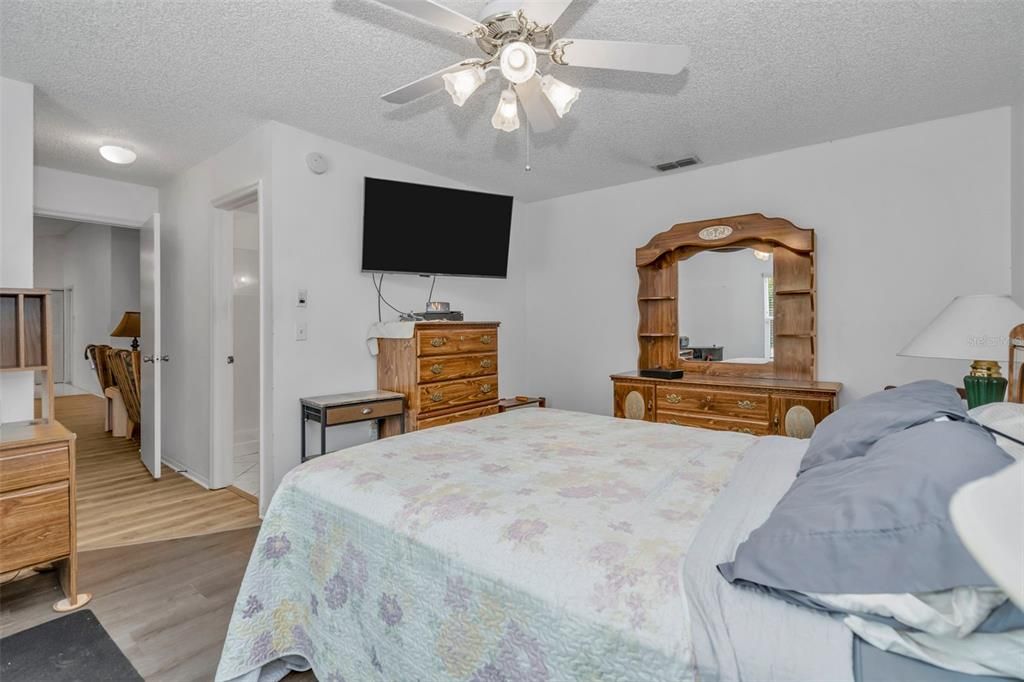 En Venta: $314,900 (3 camas, 2 baños, 1476 Pies cuadrados)