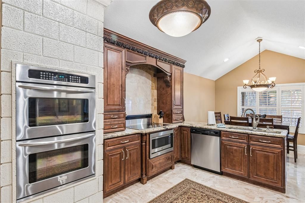 For Sale: $1,850,000 (5 beds, 3 baths, 4496 Square Feet)