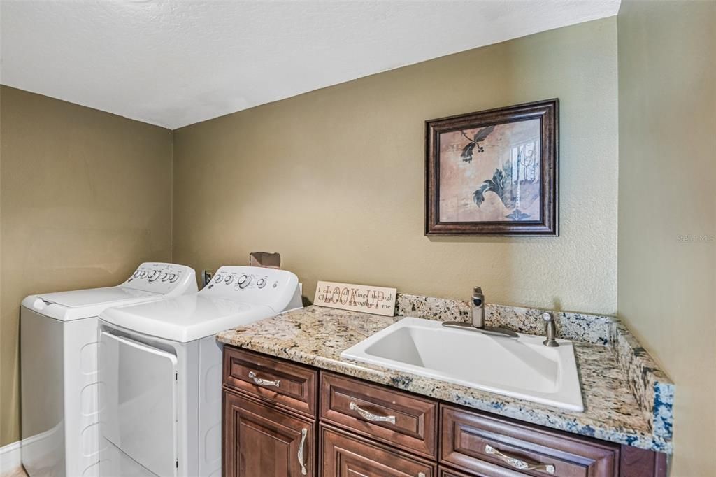 For Sale: $1,850,000 (5 beds, 3 baths, 4496 Square Feet)