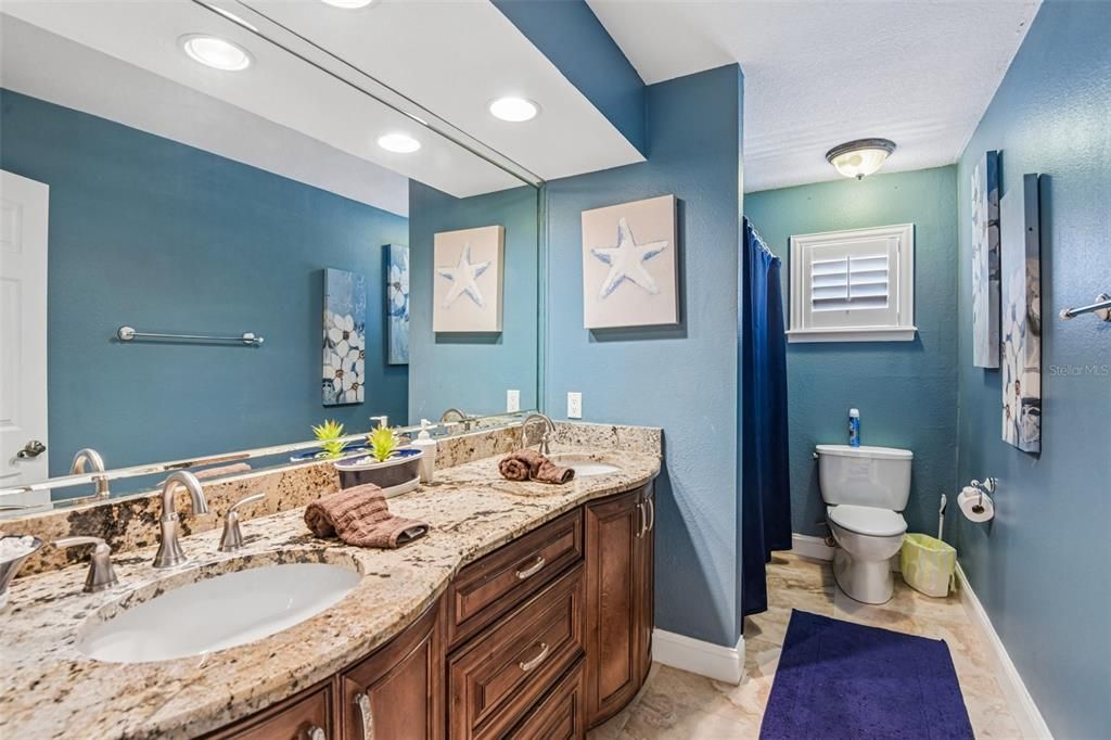 For Sale: $1,850,000 (5 beds, 3 baths, 4496 Square Feet)