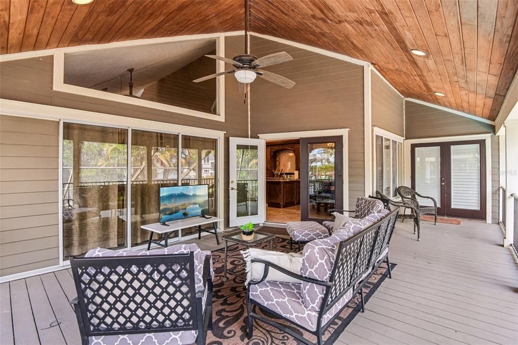 For Sale: $1,850,000 (5 beds, 3 baths, 4496 Square Feet)