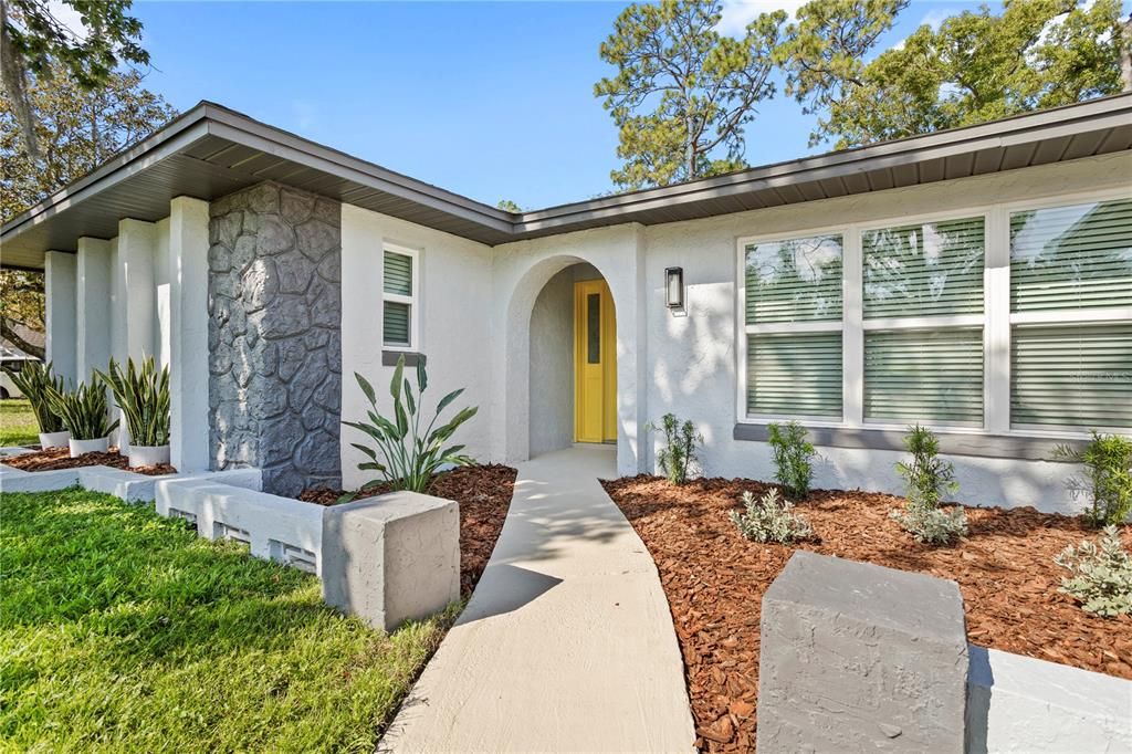 Active With Contract: $485,000 (4 beds, 2 baths, 1865 Square Feet)