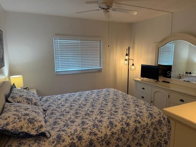 En Venta: $174,900 (2 camas, 2 baños, 871 Pies cuadrados)