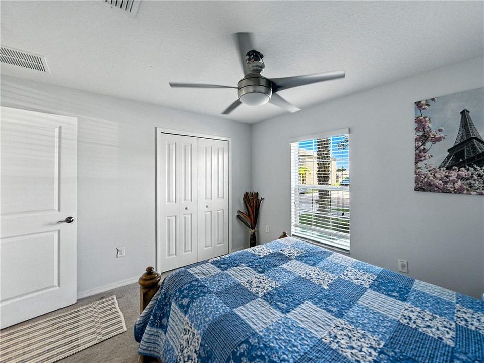 For Rent: $2,400 (3 beds, 2 baths, 1555 Square Feet)
