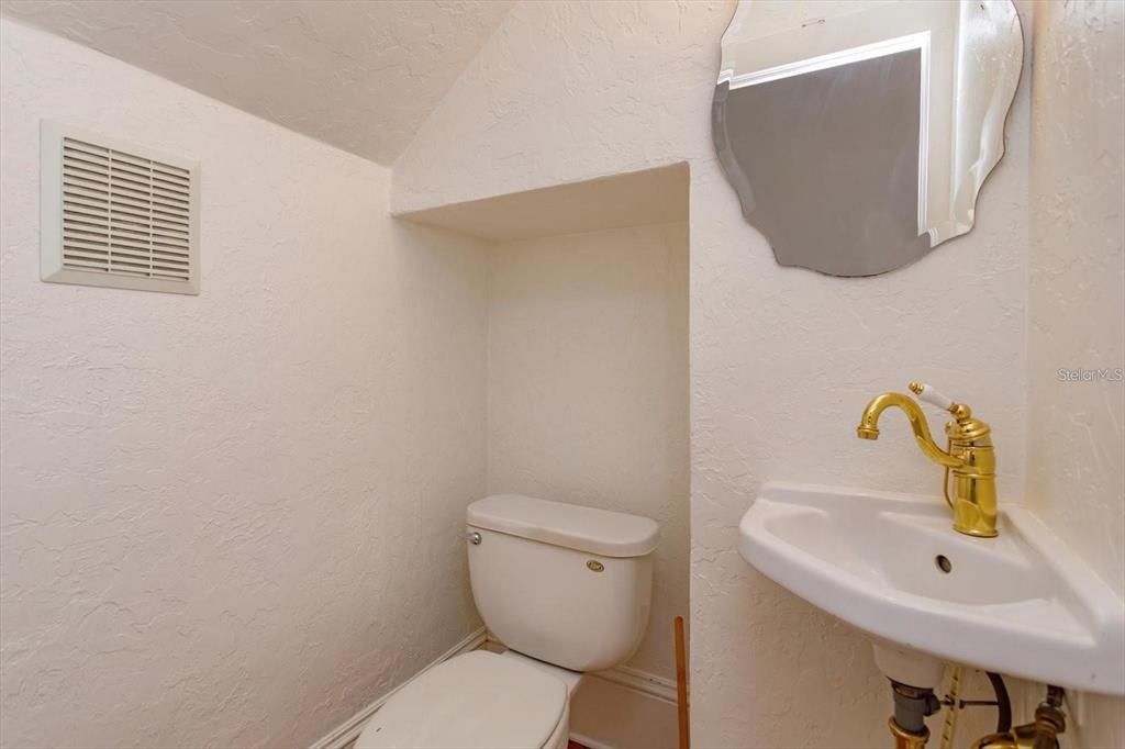 В аренду: $5,600 (4 спален, 3 ванн, 2880 Квадратных фут)