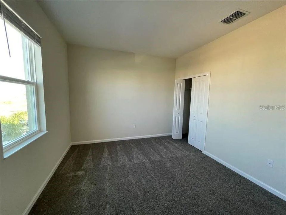 Active With Contract: $290,000 (3 beds, 2 baths, 1787 Square Feet)