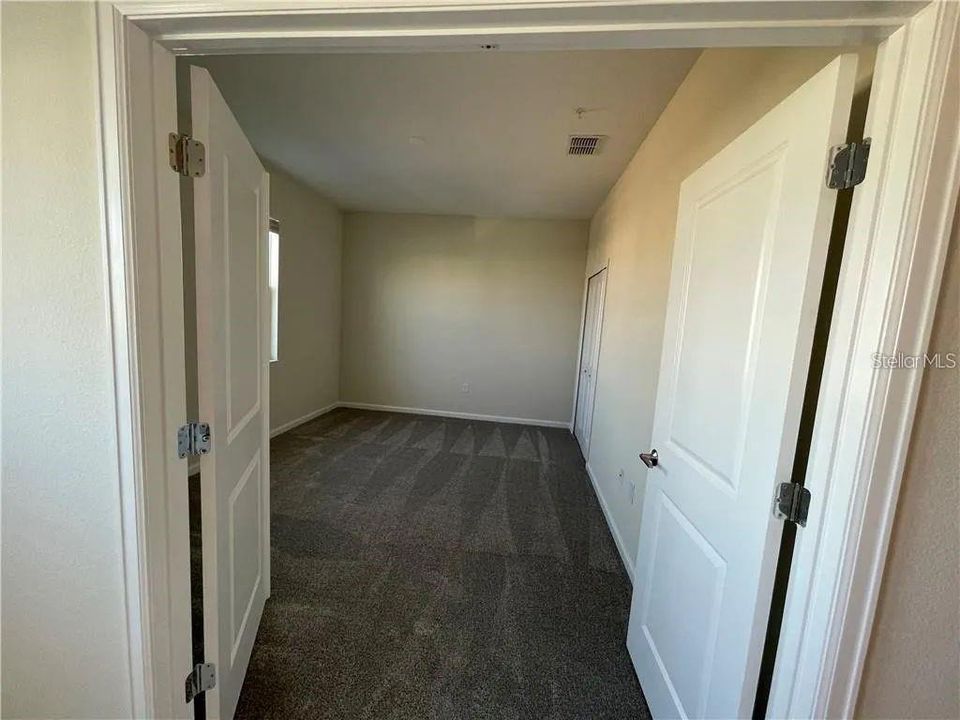 Active With Contract: $290,000 (3 beds, 2 baths, 1787 Square Feet)