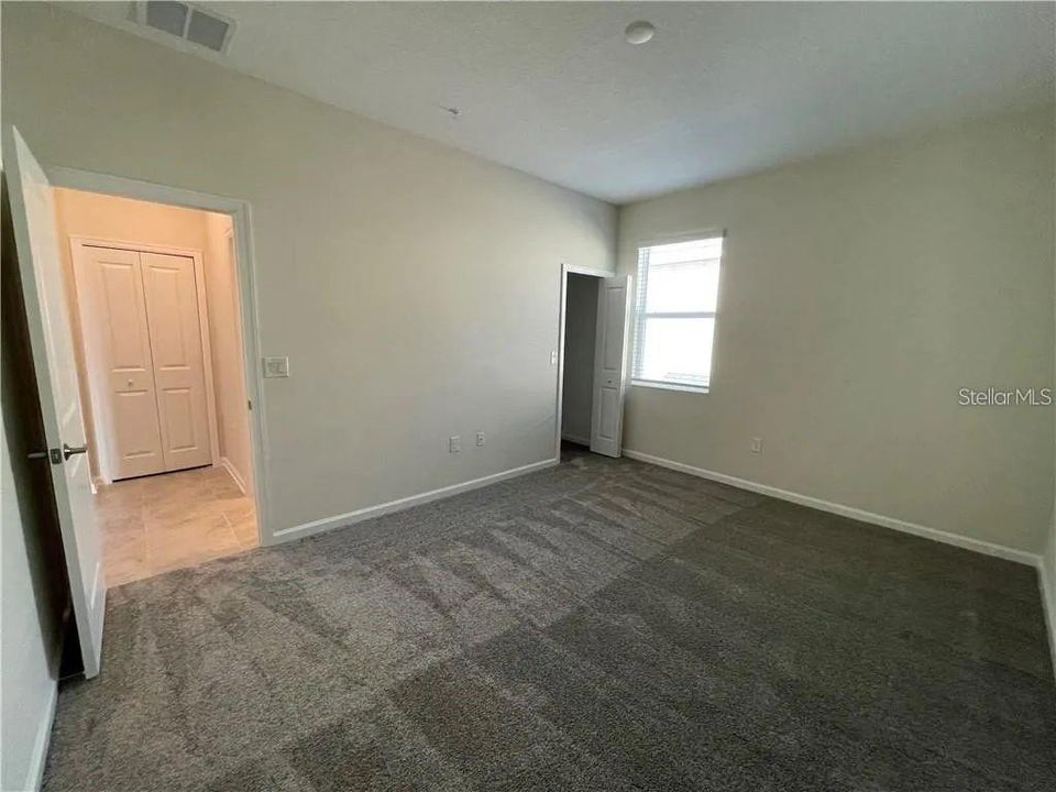 Active With Contract: $290,000 (3 beds, 2 baths, 1787 Square Feet)