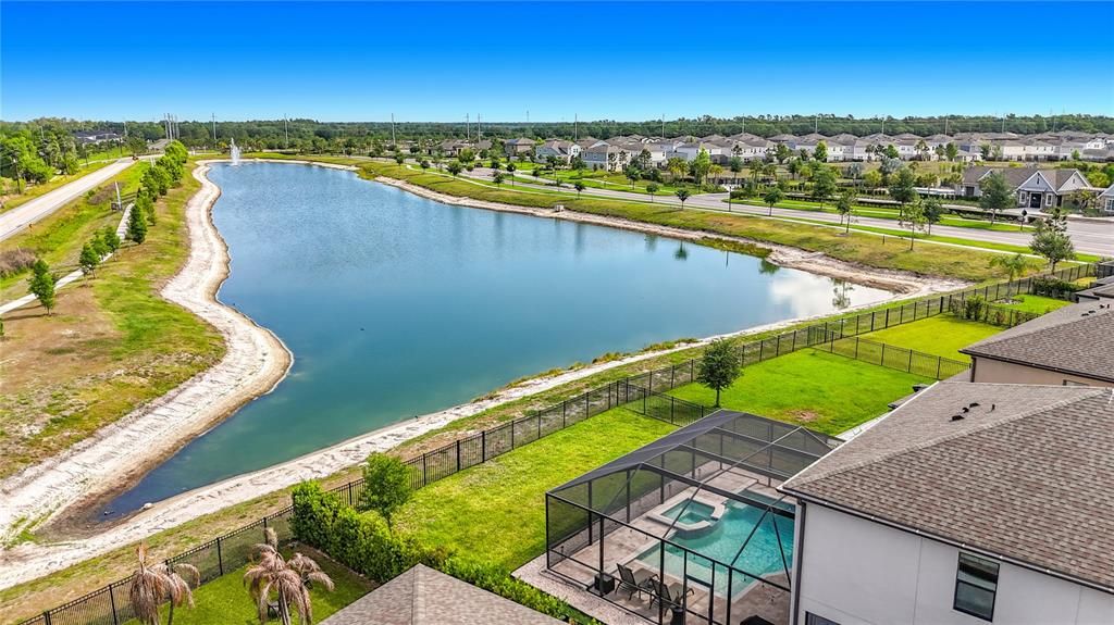 Active With Contract: $549,900 (5 beds, 3 baths, 2592 Square Feet)