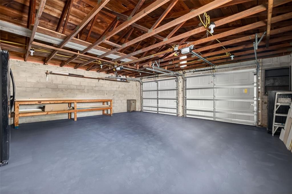 Activo con contrato: $599,000 (3 camas, 3 baños, 1543 Pies cuadrados)