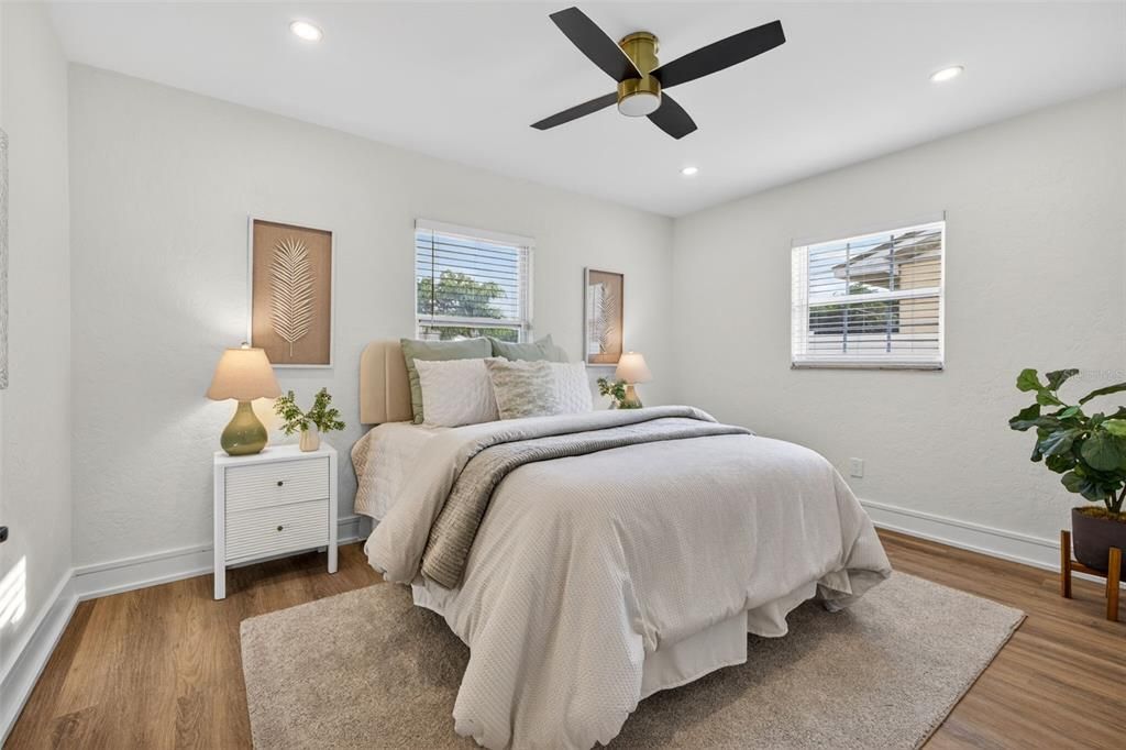 Activo con contrato: $599,000 (3 camas, 3 baños, 1543 Pies cuadrados)