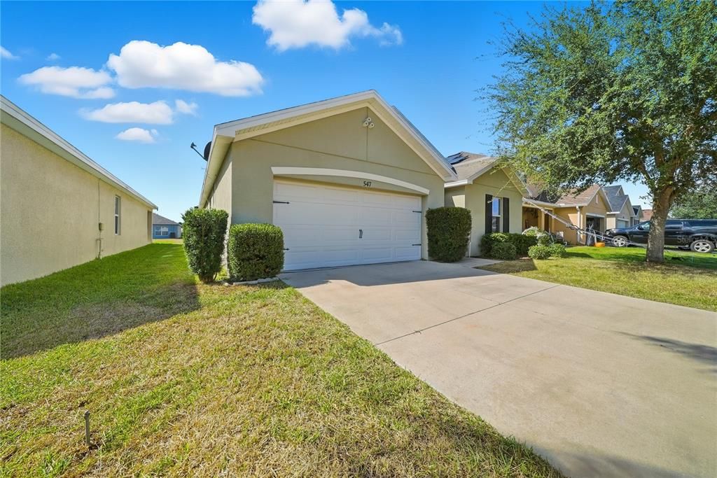 Active With Contract: $305,000 (4 beds, 2 baths, 1767 Square Feet)