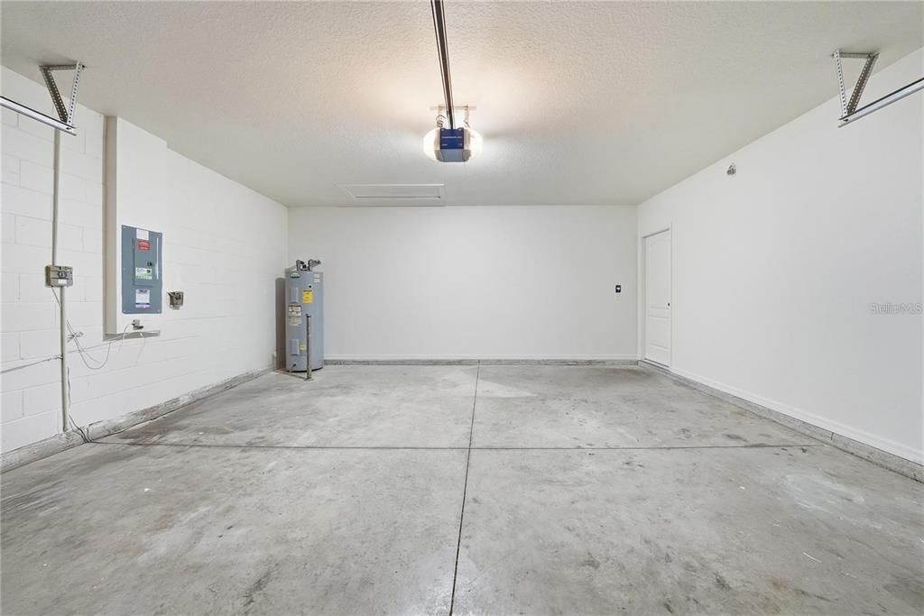 Active With Contract: $305,000 (4 beds, 2 baths, 1767 Square Feet)
