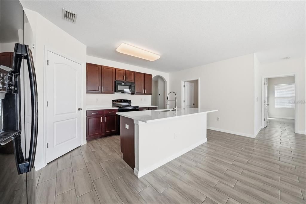 Active With Contract: $305,000 (4 beds, 2 baths, 1767 Square Feet)