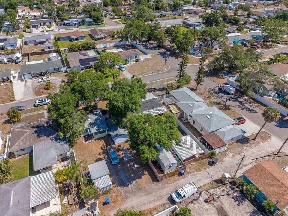 Activo con contrato: $355,000 (2 camas, 1 baños, 931 Pies cuadrados)