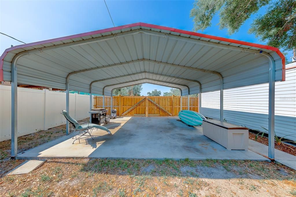 Activo con contrato: $355,000 (2 camas, 1 baños, 931 Pies cuadrados)