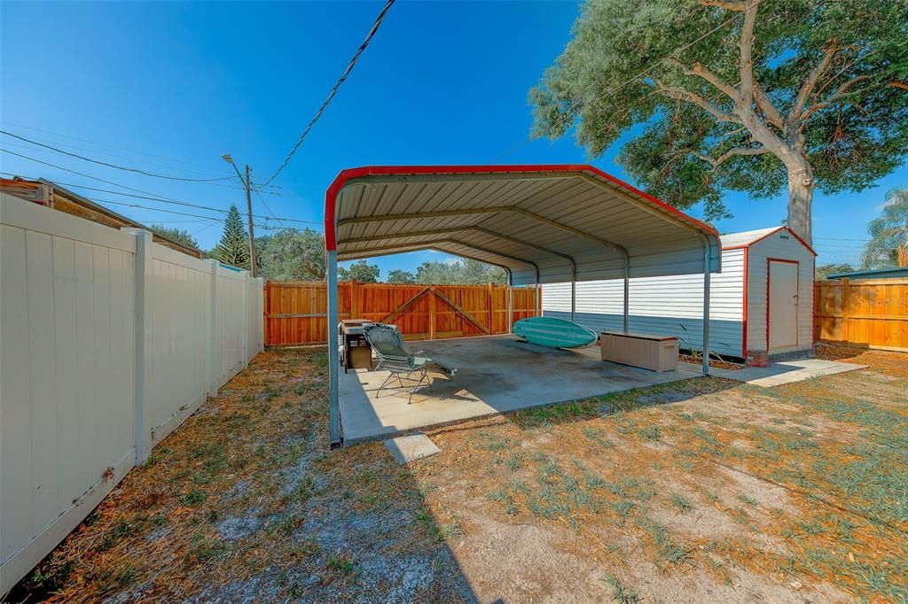Activo con contrato: $355,000 (2 camas, 1 baños, 931 Pies cuadrados)
