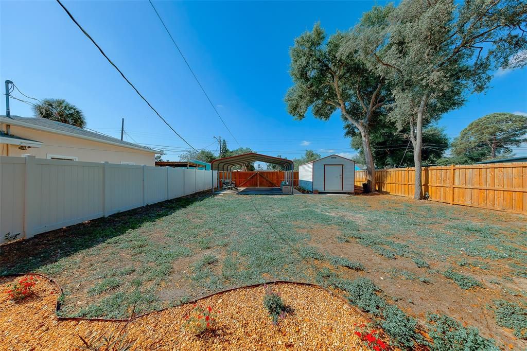 Activo con contrato: $355,000 (2 camas, 1 baños, 931 Pies cuadrados)