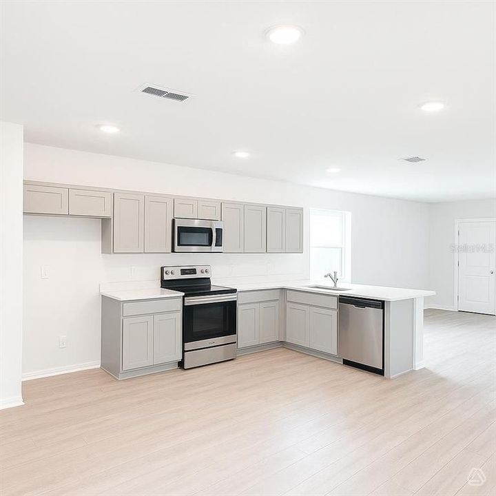 En Venta: $297,799 (2 camas, 2 baños, 1241 Pies cuadrados)