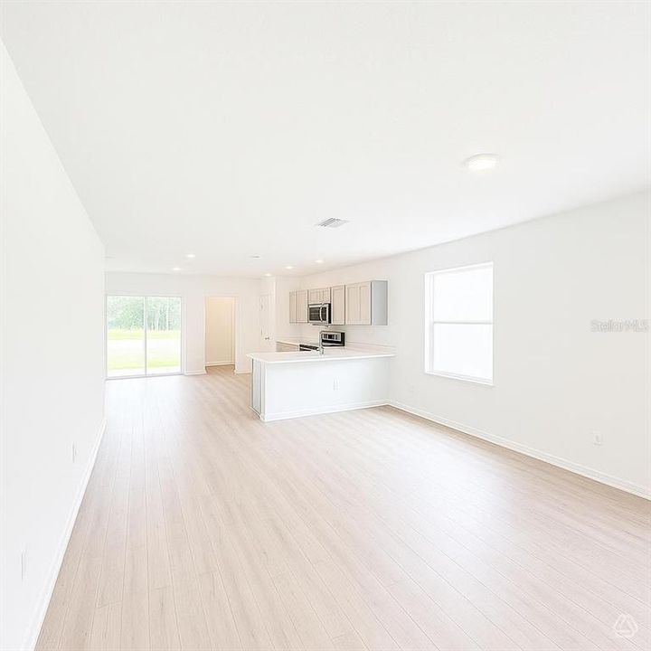 En Venta: $297,799 (2 camas, 2 baños, 1241 Pies cuadrados)