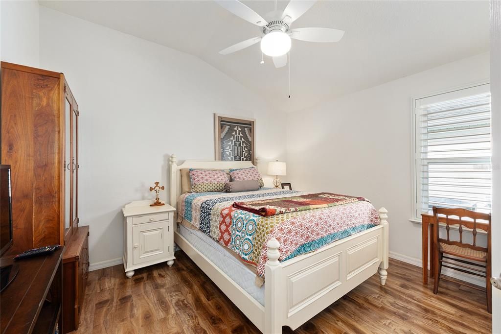 For Sale: $499,900 (3 beds, 2 baths, 1918 Square Feet)