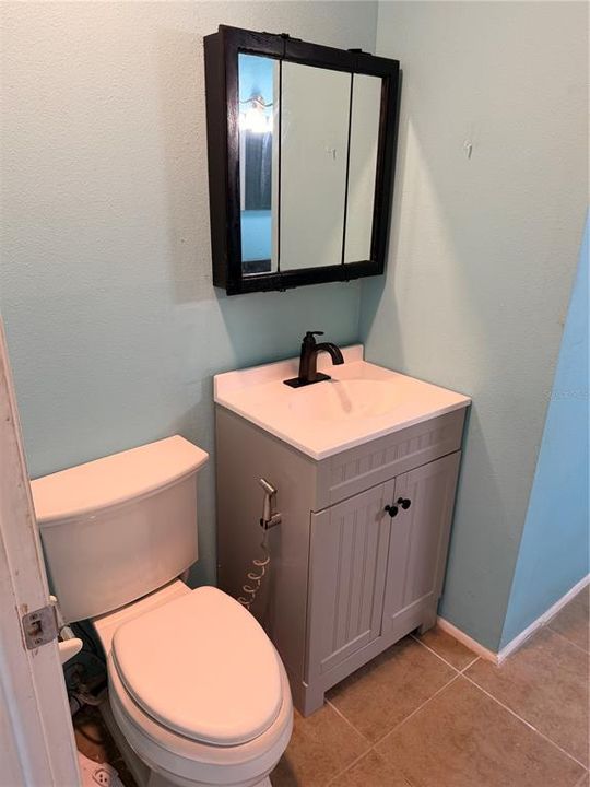 For Sale: $249,999 (2 beds, 2 baths, 1300 Square Feet)