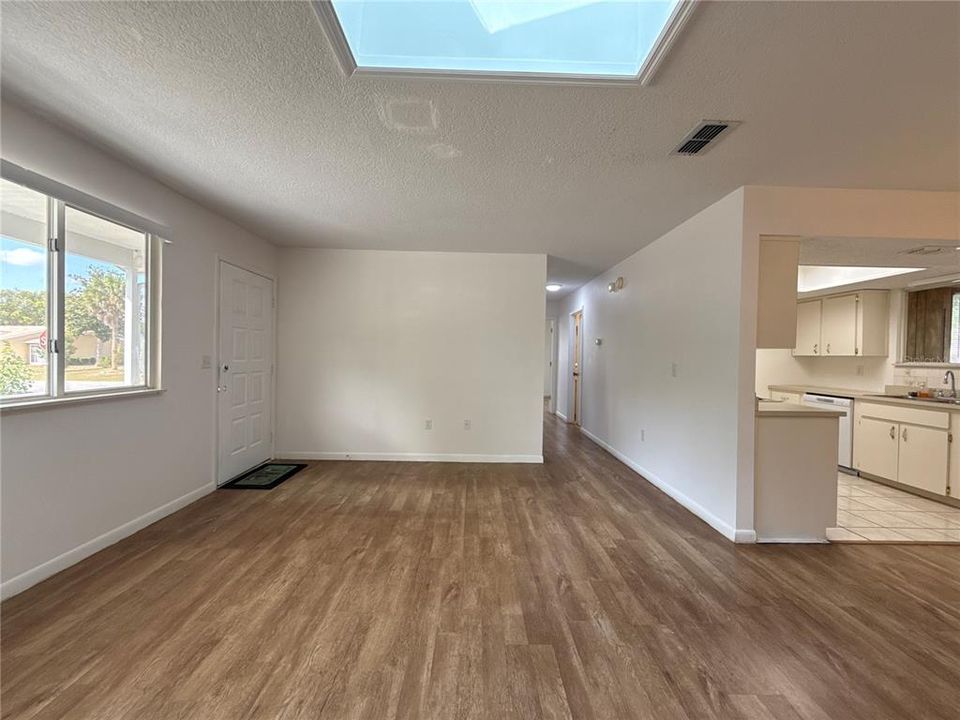 En Renta: $1,450 (2 camas, 2 baños, 960 Pies cuadrados)