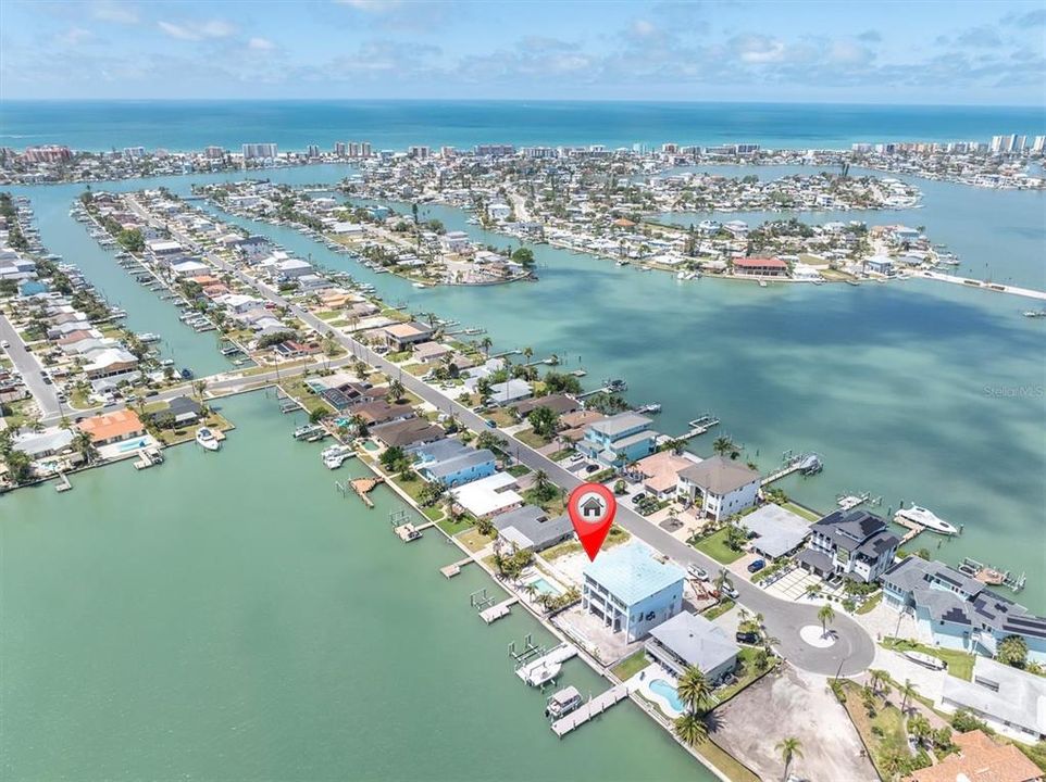 For Sale: $1,185,000 (0.17 acres)